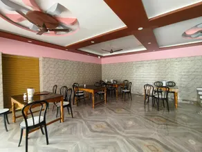 Hotel O DEEPALOK GUEST HOUSE & RESTAURANT - Image 3