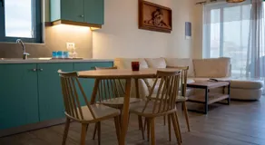 Sea and city apartments - Image 3