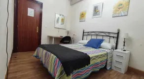 FlipHouse Rooms Pensión⭐ - Image 2