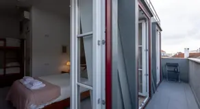Lisbon Poets Inn - Image 2
