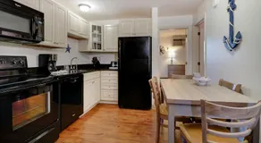 Misty Harbor Resort - Image 4
