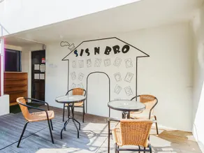 SISnBRO Guesthouse - Image 4