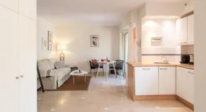 L34 Staywiz us - Hermès Suite terrace parking AC 2mins SEA - Image 3