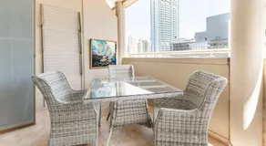 Holiday Home near beach & metro - Image 4