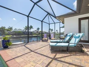 Spacieuse villa conviviale et familiale avec barbecue, jardin et piscine privée | Vue sur l'eau - Image 2