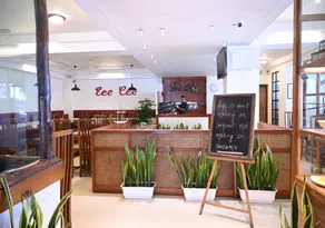 THE EEE CEE HOTEL - Image 5