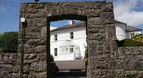 Hill House Cashel - Image 4