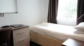 Marlborough Hotel - Image 3