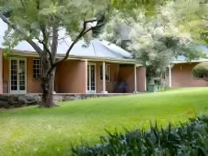 Halliwell Country Inn - Image 4