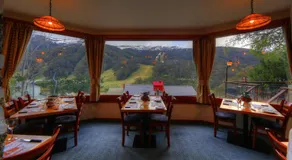 Candlelight Lodge - Image 2