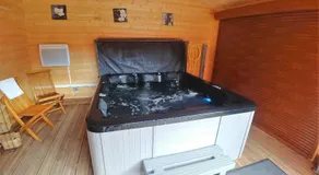 Chalet Enchanteur à Venosc avec Vue Panoramique et Jacuzzi - Image 5