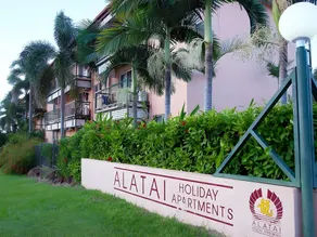 Alatai Holiday Apartments - Image 5