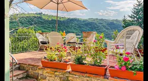 Charming Tuscan Suite with Pool 2 to 5 persons Lamole Greve in Chianti - Image 4