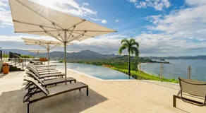 360 Splendor 305 Ocean View Condo- With Breakfast - Image 3