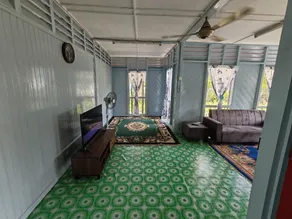 seni bina melayu yang klasik dan suasana damai - Image 2