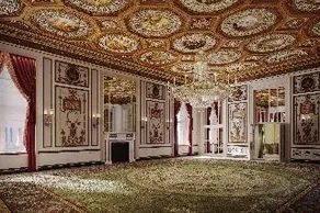 The Towers of the Waldorf Astoria New York - Image 3