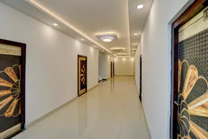 SPOT ON Raja Grand Hotel - Image 3