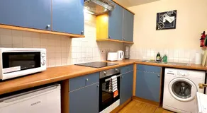 Charming, Cosy Escape with Quick Access to Glasgow - Image 4