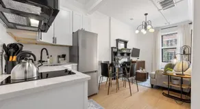 3BR Harlem Stay with Washer with Dryer - Image 4