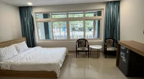 Hoàng Lâm Hotel Bình Dương - Image 2