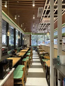 Poly Zhonghui International Hotel - Image 5