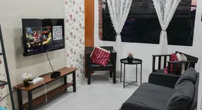 Rumah Adaminha, Roomstay with pool Simpang, Taiping - Image 5