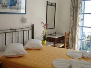 Hotel Dina - Image 2