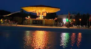ROCA Seaview Apartments - Image 4