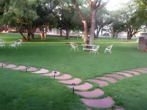 Black Swan Guest House - Image 5