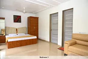 Mambos villa - Image 2