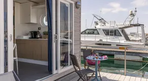 Marina del Gargano Houseboat - Image 3