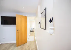 Cosy One Bedroom Flat - Fantastic Location - Image 4