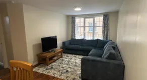 New prime 2 bed 2 bathroom spacious city center apartment with free secure parking - Image 2