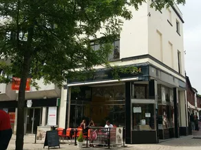 Cafe Guest House 34 - Image 2