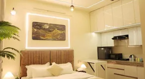 The Urban Nest Stylish Studio Near Airport & Metro - Image 2