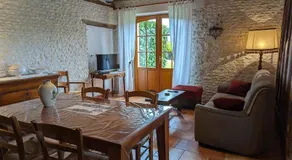 Maison de caractère avec jardin privatif, terrasse, ping-pong – Proche Ferrières et Montargis - Image 3