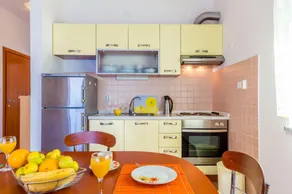 Apartment Ivan A2 Žuti  Lun, Island Pag - Image 5