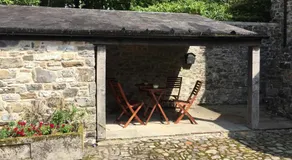 The Stable Loft, Llwynhelig Manor - Image 5