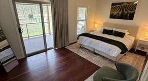 Acreage home on Lovedale Rd with EV and private vineyard - Image 2