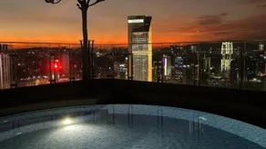 The Robertson Residences Free Gym & Pool - Image 4