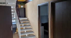 AirBnBri' Chambre à Louer RDC Maison - Image 4