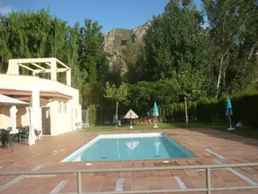 Grazioso appartamento con 3 camere da letto nel centro di Camarasa - Image 4
