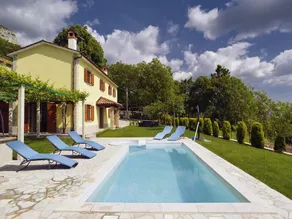 Villa in Lupoglav with Pool near the Sea - Image 3
