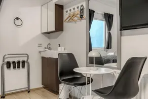 Flyers Airport Hotel - Image 4