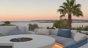 Parian Boutique Hotel - Image 4