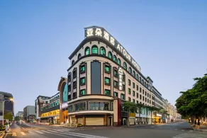 Atour Hotel Quanzhou Jinjiang Sunshine Plaza - Image 5