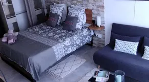 LE JAD Joli F2 proche Gare, Arènes avec terrasse privée - Image 2