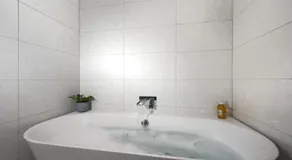 3 The Manor - Opposite a golf course - Pet friendly - Wi-Fi - Image 2