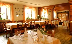 Hotel Gasthaus Rössle - Image 4