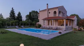 Country Villa Verde - 2Floor Family Home - Image 3